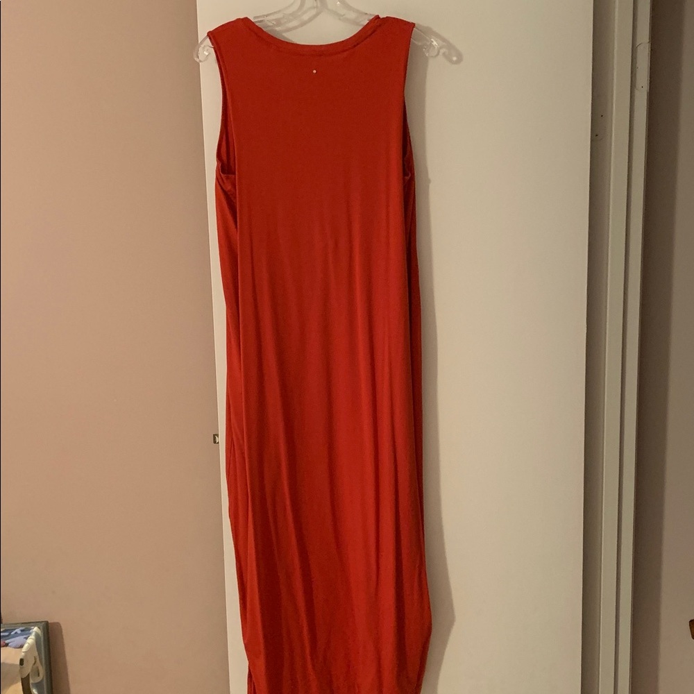 Cuyana Sleeveless Drape-Back  Dress in red - Picture 3 of 14